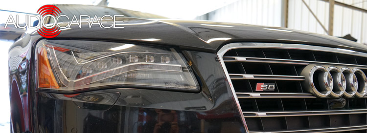 Audi S8 Audio